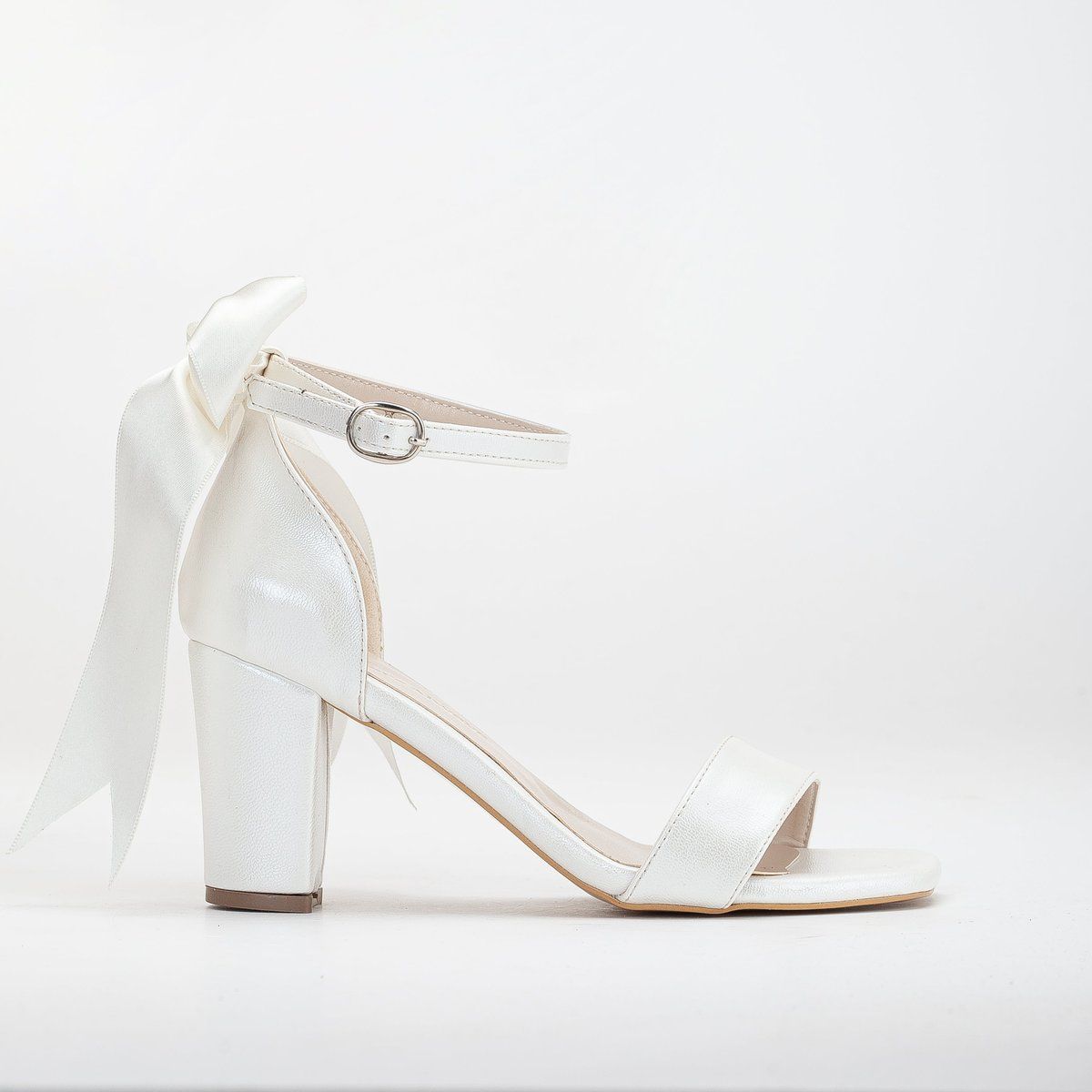 Noelle Bridal Heeled Sandalen with Ribbon