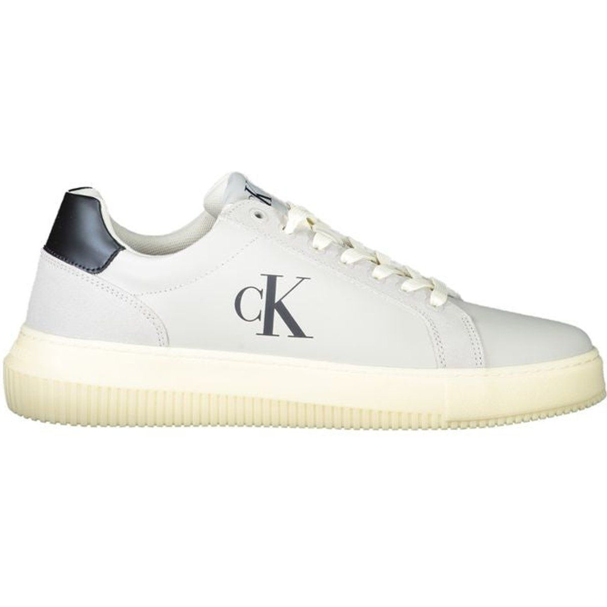 Klassischer minimalistischer Leder-Court-Sneaker