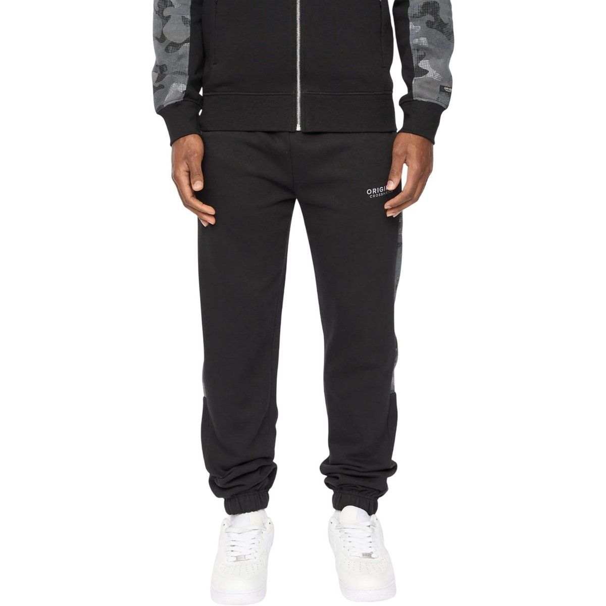 Jogginghose mit Camouflage-Details