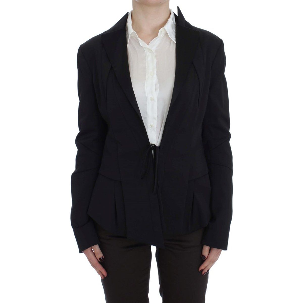 Eleganter schwarzer maßgeschneiderter Blazer mit Bindegürtel