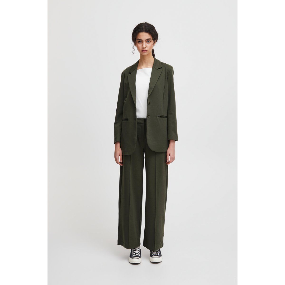 Locker geschnittener, einreihiger Blazer