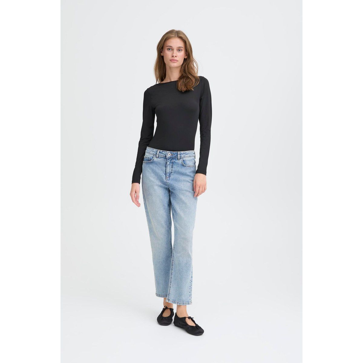 Jeans mit lockerer Passform, helle Waschung