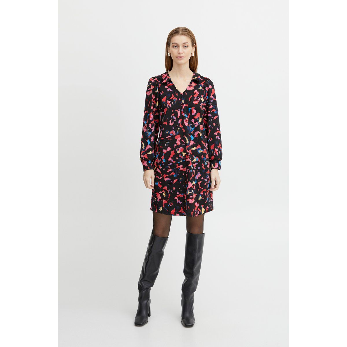 Mini-Kleid mit abstraktem Print und V-Ausschnitt