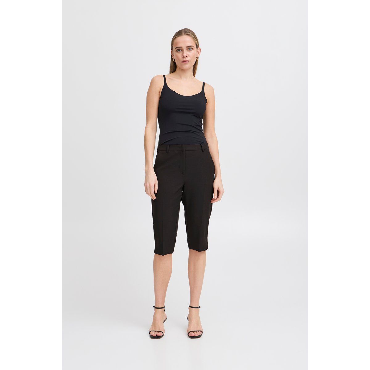 Maßgeschneiderte, mittellange Bermuda-Shorts