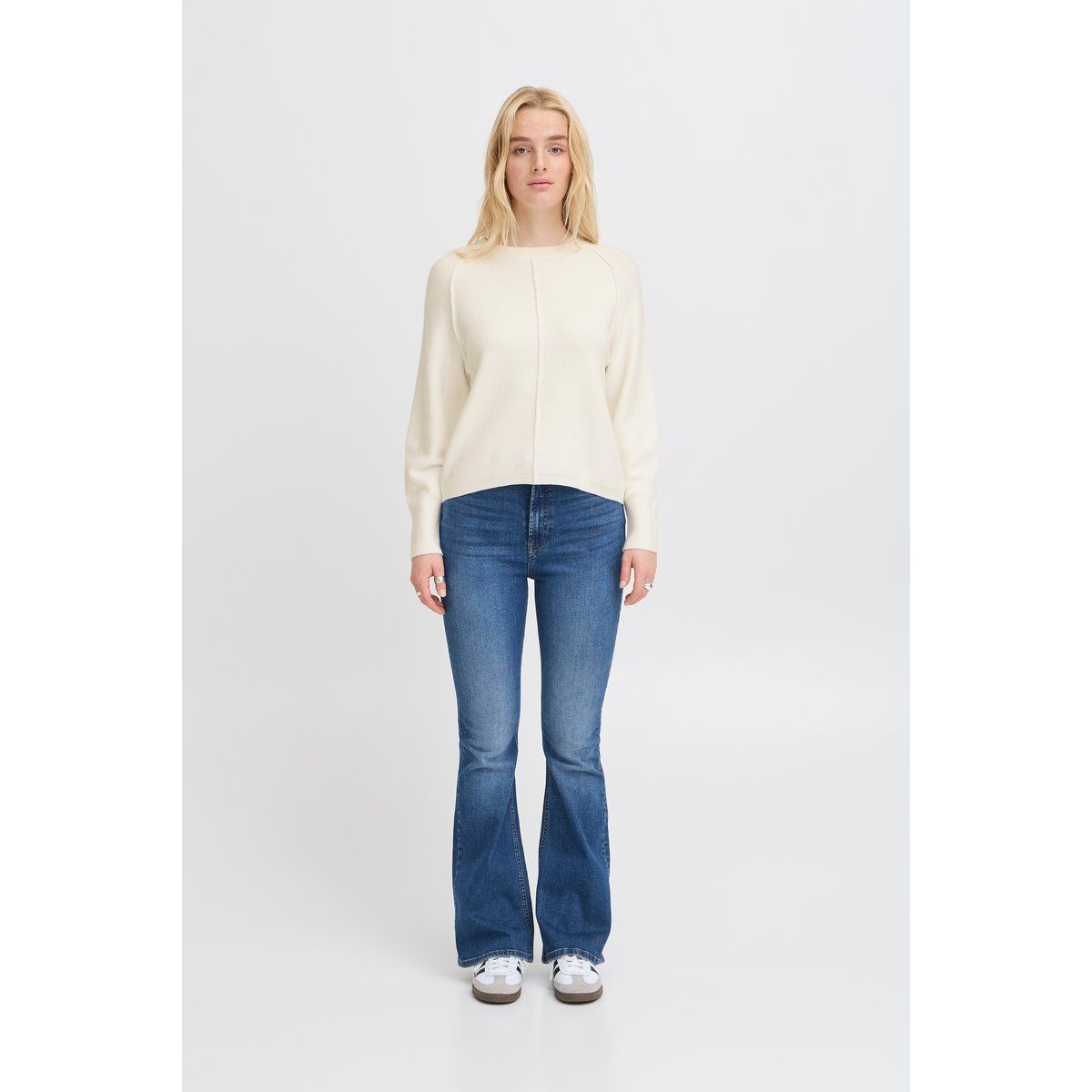 Lockerer Raglan-Strickpullover