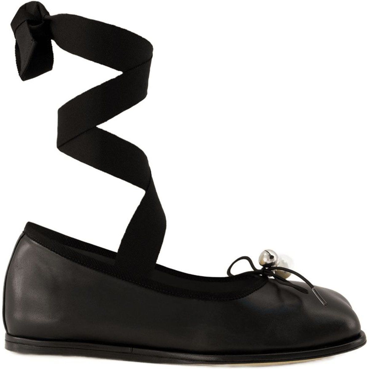 Schwarze Lederballerinas mit Knöchelband