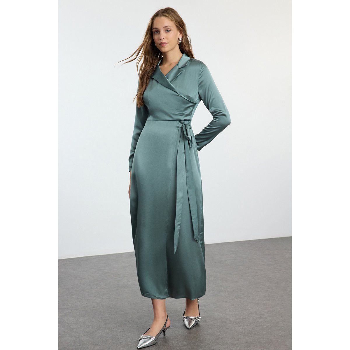 Elegantes Satin-Wickel-Abendkleid