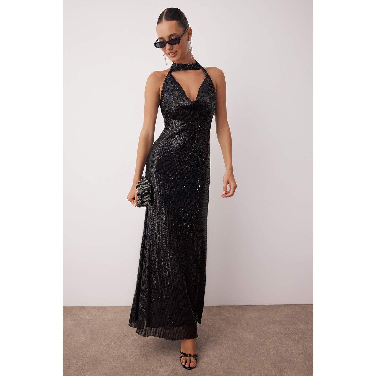 Elegantes Pailletten-Neckholder-Maxikleid