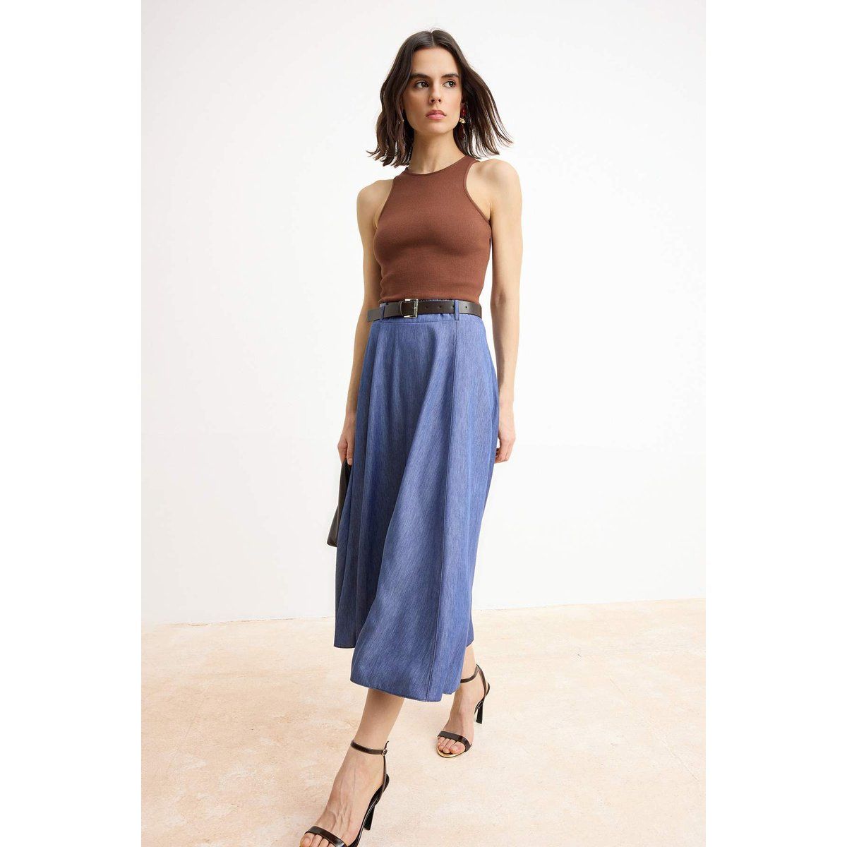 Ärmelloses A-Linien-Midikleid